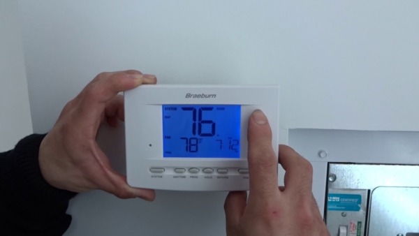 Cómo reiniciar un termostato Braeburn en segundos